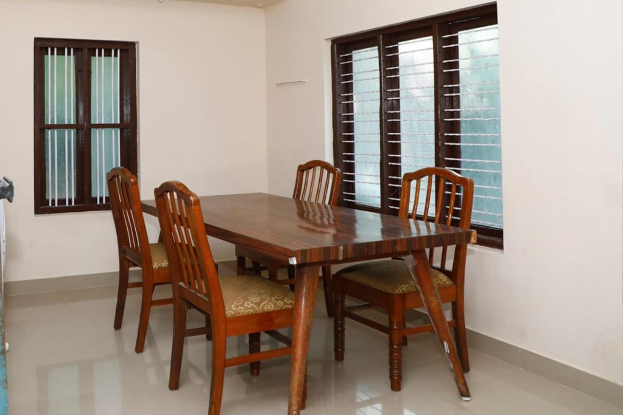 Valiyath Holidays Homestay Mundrothuruth Екстериор снимка