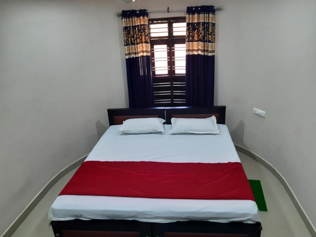 Valiyath Holidays Homestay Mundrothuruth Екстериор снимка